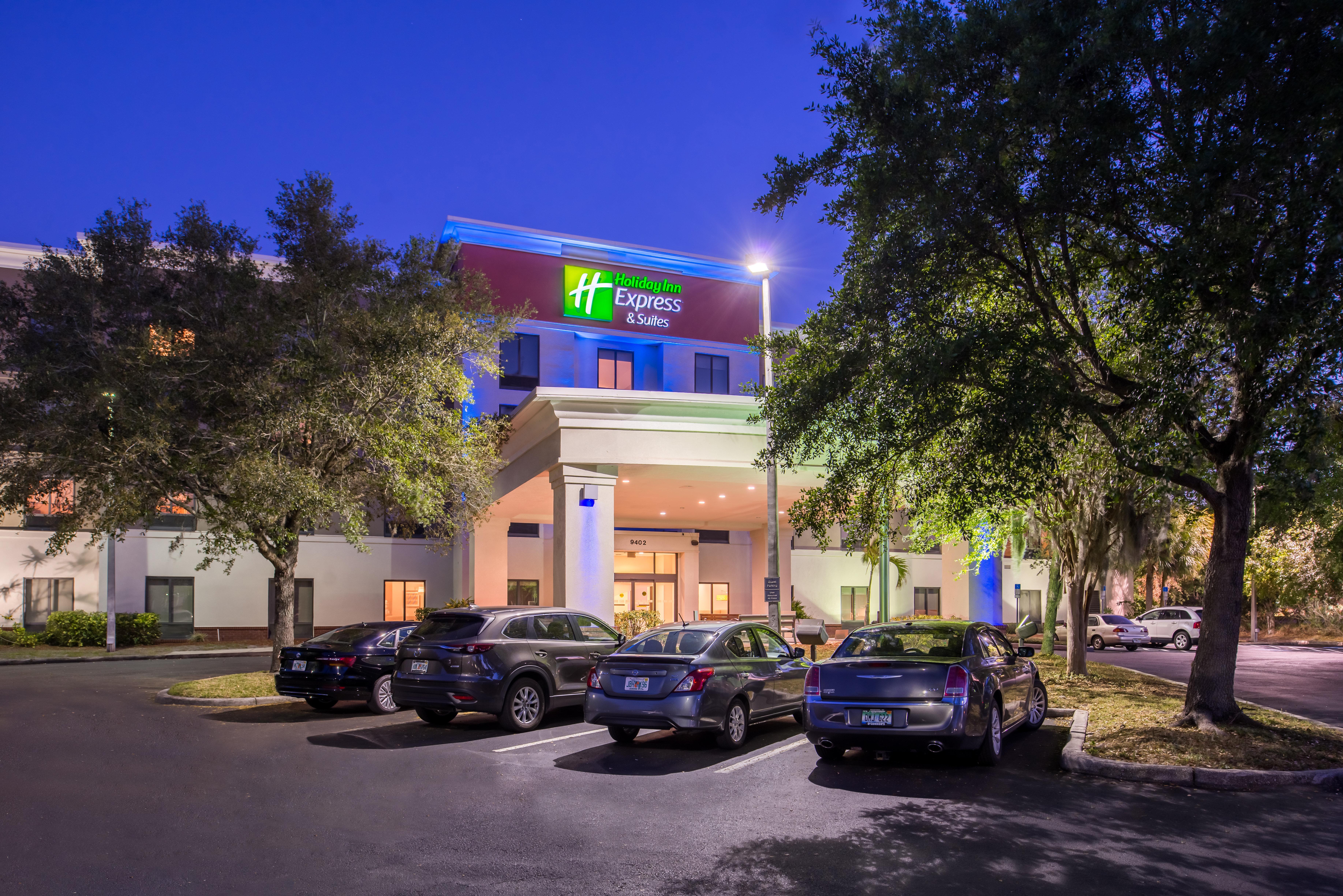 فندق وأجنحة هوليداي إن إكسبريس تامبا - طريق أندرسون - فيتيرانز إكسب West Chase المظهر الخارجي الصورة